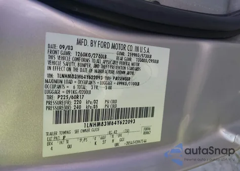 2004 Lincoln Town Car Ultimate z USA, uszkodzony, nr VIN 1LNHM83W64Y622093